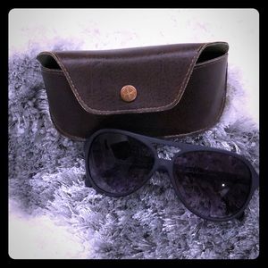 Lucky Brand Navy aviator sunnies